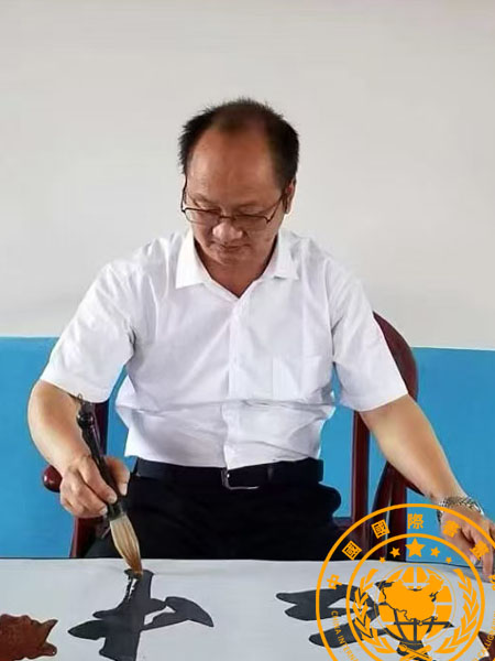 刘旸